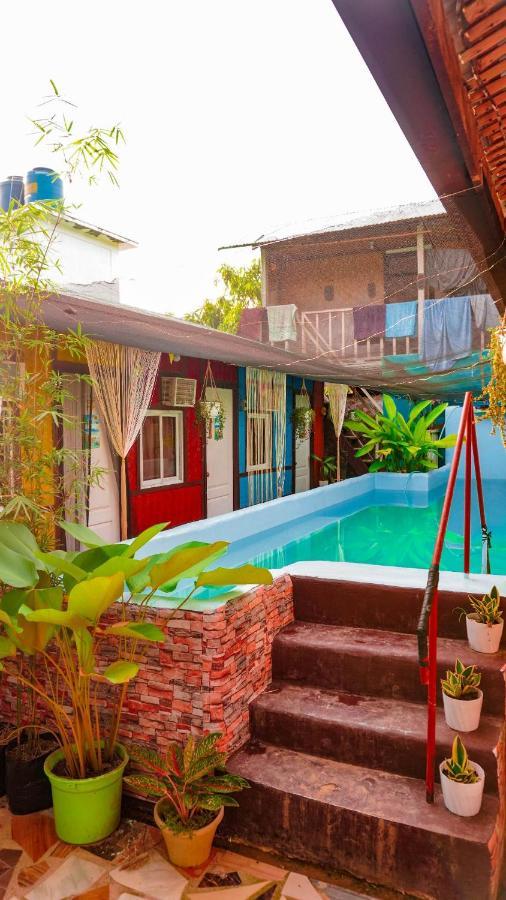 Backpackers Inn Gardenview Inn Ель-Нідо Екстер'єр фото